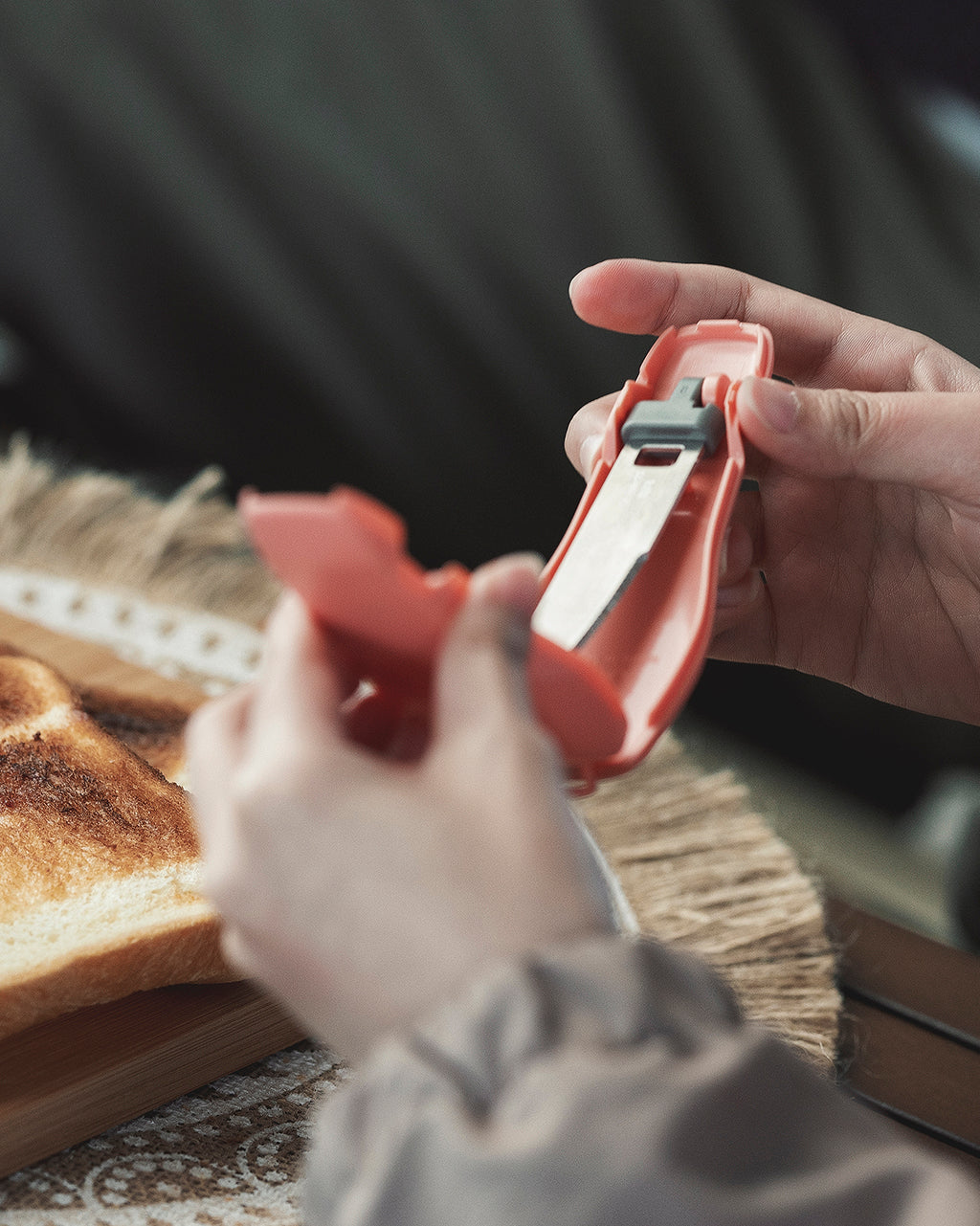 A.Brolly Pinchy Cutlery - The new all in1 everyday carry cutlery